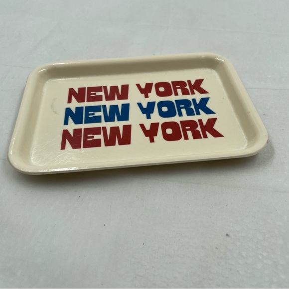 New York Catchall Tray - Picture 2 of 5
